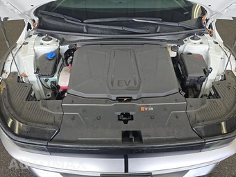 2025 Hyundai IONIQ 5 SEL - miniatura 15