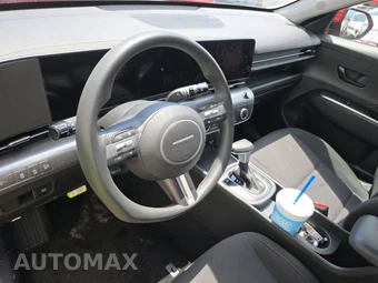 2025 Hyundai Kona SE - miniatura 10
