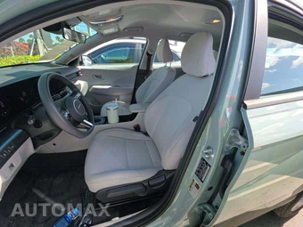 2025 Hyundai Kona SE - miniatura 6