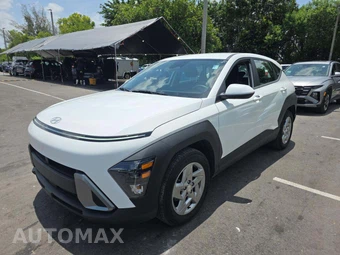 2025 Hyundai Kona SE