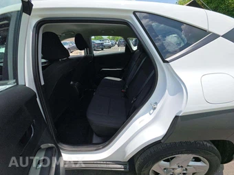 2025 Hyundai Kona SE - miniatura 13