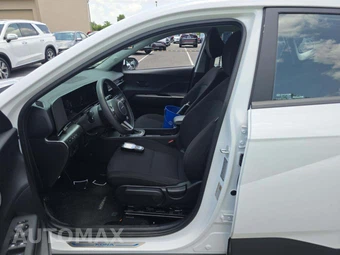 2025 Hyundai Kona SE - miniatura 6
