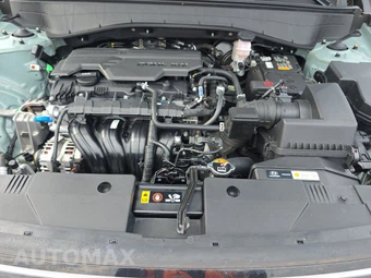 2025 Hyundai Kona SE - miniatura 7