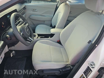 2025 Hyundai Kona SE - miniatura 7