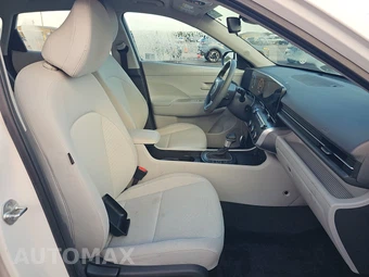 2025 Hyundai Kona SE - miniatura 8
