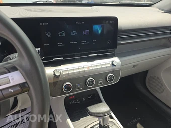 2025 Hyundai Kona SE - miniatura 11