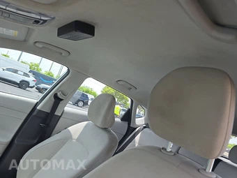 2025 Hyundai Kona SE - miniatura 14