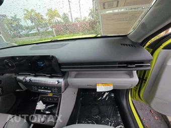 2025 Hyundai Kona SEL Convenience - miniatura 18
