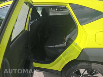 2025 Hyundai Kona SEL Convenience - miniatura 10