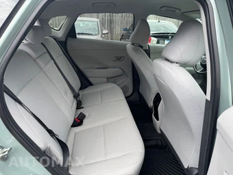 2025 Hyundai Kona SEL Convenience - miniatura 10