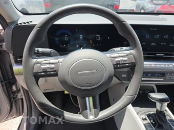 2025 Hyundai Kona SEL - miniatura 10
