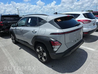 2025 Hyundai Kona SEL - miniatura 6