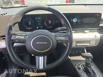 2025 Hyundai Kona SEL - miniatura 10