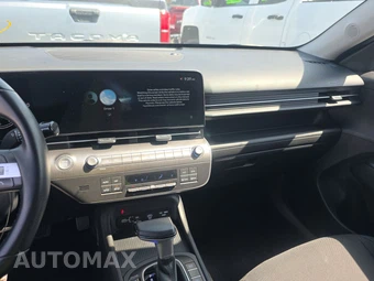 2025 Hyundai Kona SEL - miniatura 11