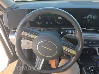 2025 Hyundai Kona SEL - miniatura 10