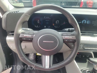 2025 Hyundai Kona SEL - miniatura 10