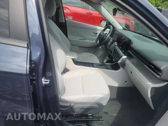 2025 Hyundai Kona SEL - miniatura 8