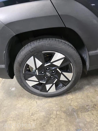 2025 Hyundai Kona SEL - miniatura 12