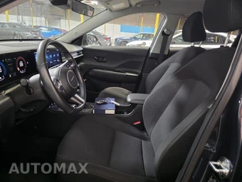 2025 Hyundai Kona SEL - miniatura 16