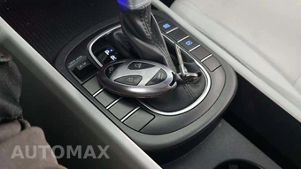 2025 Hyundai Kona SEL - miniatura 14