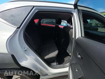 2025 Hyundai Kona SEL - miniatura 16