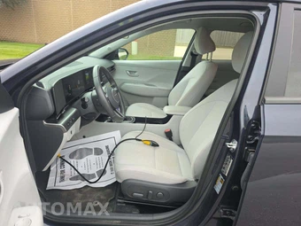 2025 Hyundai Kona SEL - miniatura 3