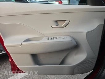 2025 Hyundai Kona SEL - miniatura 9
