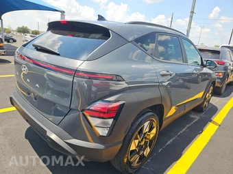2025 Hyundai Kona SEL - miniatura 4