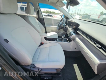 2025 Hyundai Kona SEL - miniatura 8