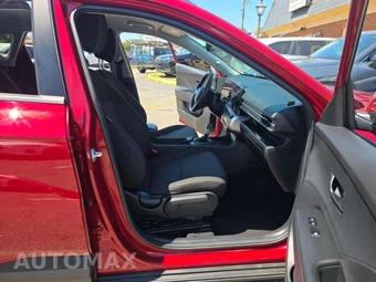 2025 Hyundai Kona SEL - miniatura 18