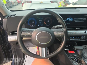 2025 Hyundai Kona SEL - miniatura 10