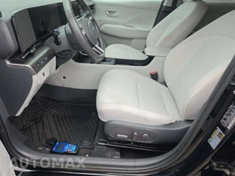 2025 Hyundai Kona SEL - miniatura 3