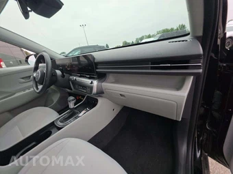 2025 Hyundai Kona SEL - miniatura 16