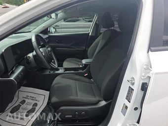 2025 Hyundai Kona SEL - miniatura 13