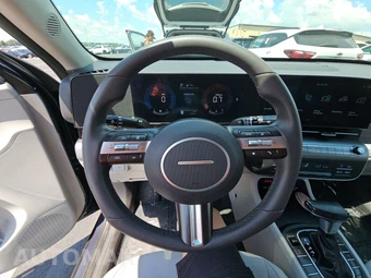 2025 Hyundai Kona SEL - miniatura 16