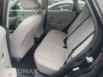 2025 Hyundai Kona SEL - miniatura 13