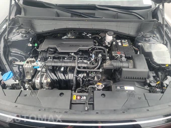 2025 Hyundai Kona SEL - miniatura 15