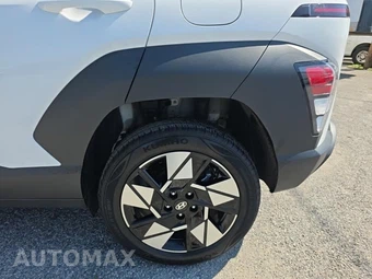 2025 Hyundai Kona SEL - miniatura 11