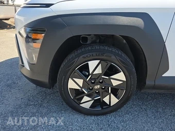 2025 Hyundai Kona SEL - miniatura 8