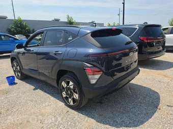 2025 Hyundai Kona SEL - miniatura 2