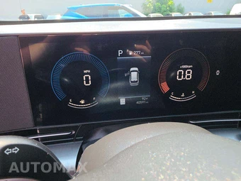 2025 Hyundai Kona SEL - miniatura 9