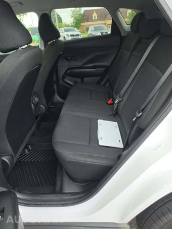 2025 Hyundai Kona SEL - miniatura 10