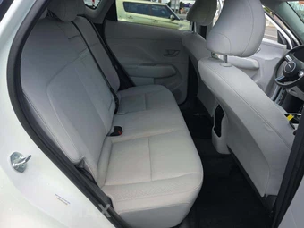 2025 Hyundai Kona SEL - miniatura 16