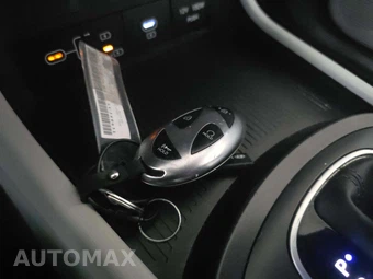 2025 Hyundai Kona SEL - miniatura 5