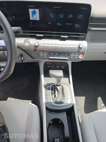 2025 Hyundai Kona SEL - miniatura 11