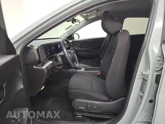2025 Hyundai Kona SEL - miniatura 7