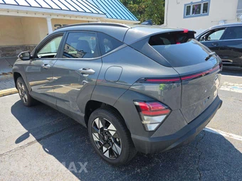 2025 Hyundai Kona SEL - miniatura 2