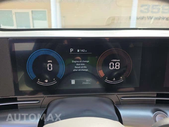 2025 Hyundai Kona SEL - miniatura 9
