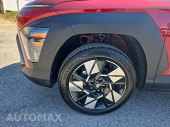 2025 Hyundai Kona SEL - miniatura 8
