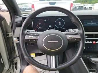2025 Hyundai Santa Cruz Limited Crew Cab Short Bed - miniatura 10